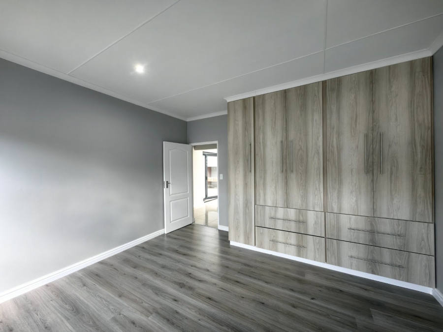 4 Bedroom Property for Sale in Blue Mountain Village Western Cape